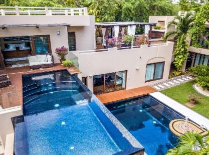 Amazing Hacienda for 14 guests! Steps to the beach! - Villa - 12