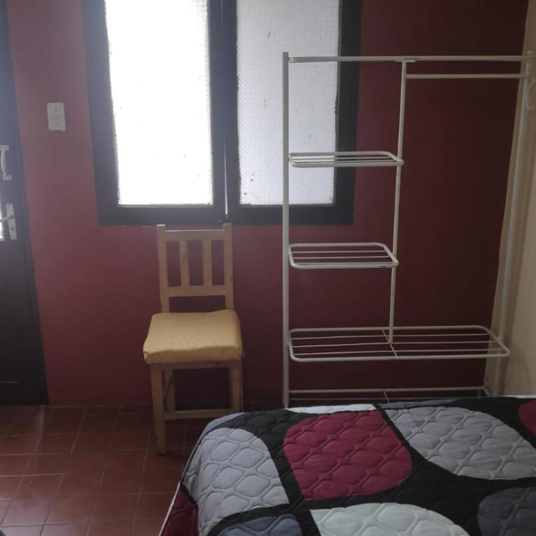 Edificio familiar con varios departamentos independientes - Two-Bedroom Apartment - 2