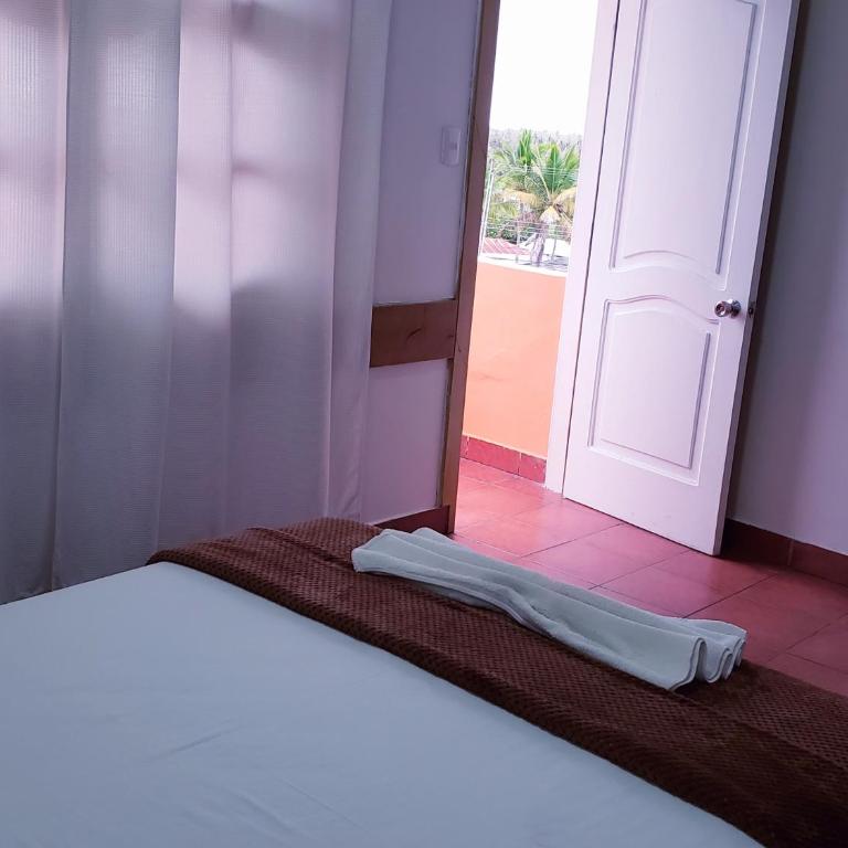 Hotel Crossman - Large Single Room - 5