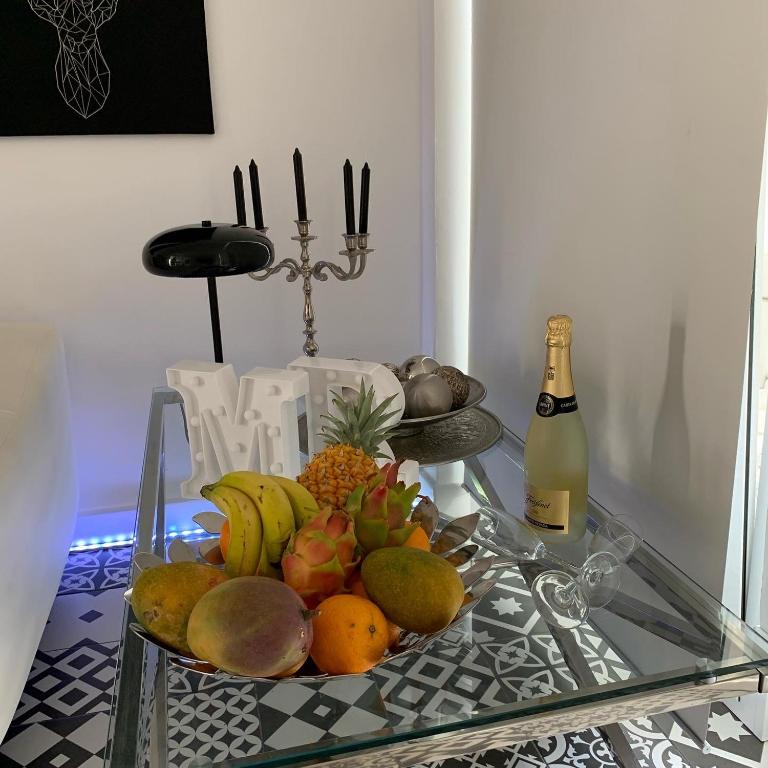 Yumboparadise - One-Bedroom Apartment - 13