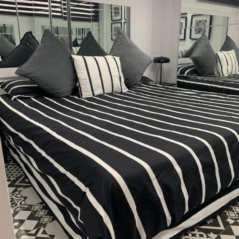 Yumboparadise - One-Bedroom Apartment - 25
