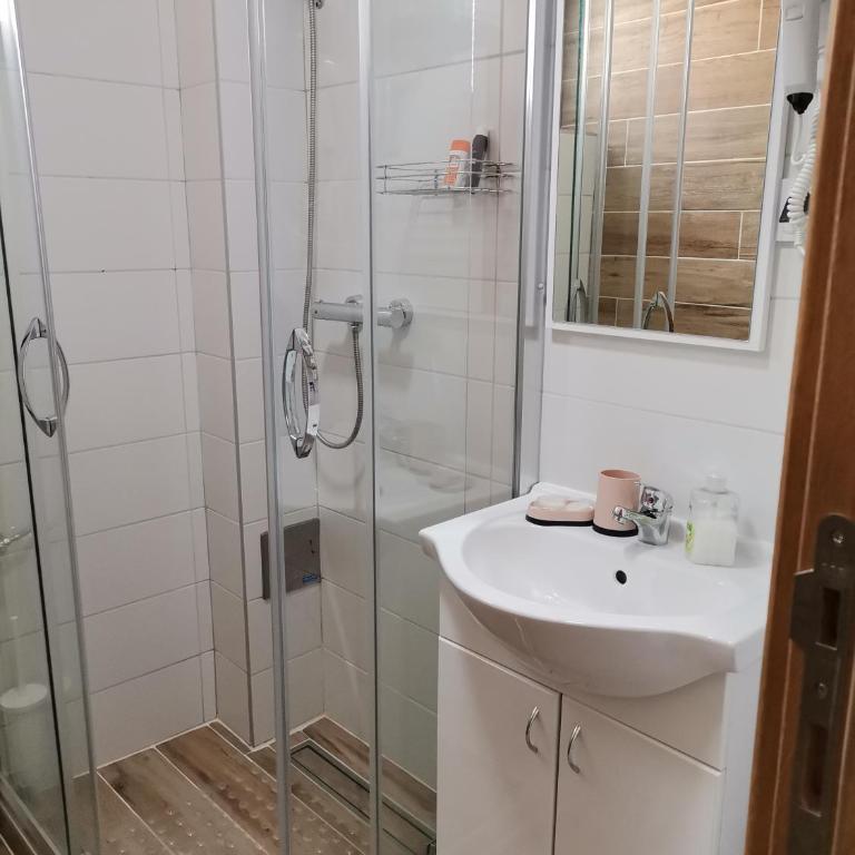 Sunčani Breg apartman 10 - One-Bedroom Apartment - 14