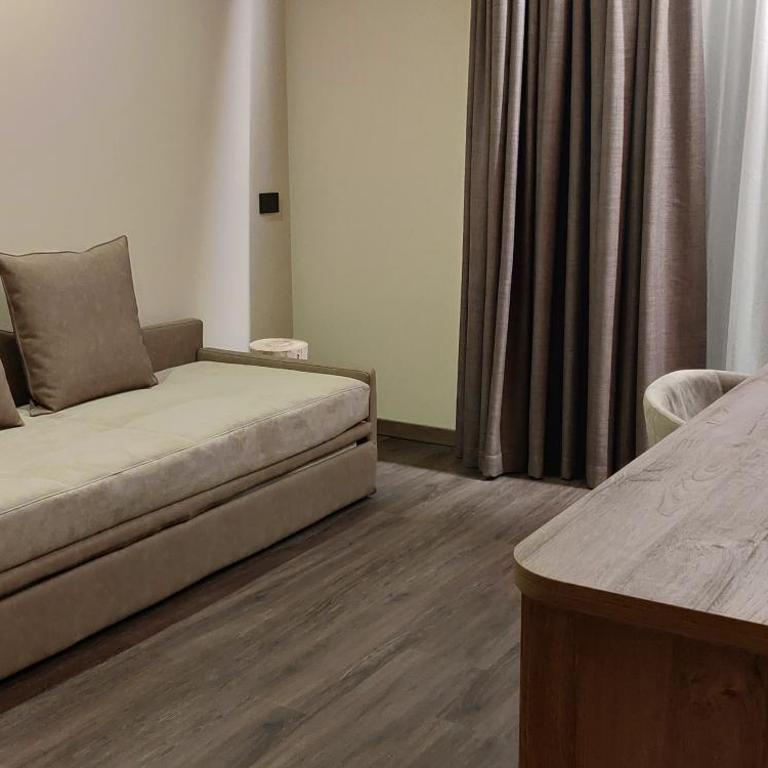 Garni Al Silvestri Vei - Junior Suite con Balcone - 2