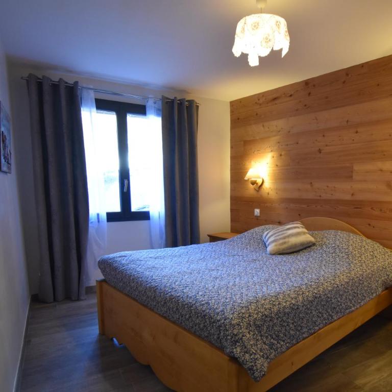 VAUJANYLOCATIONS - Marguerite - Appartement Supérieur avec Sauna - 2