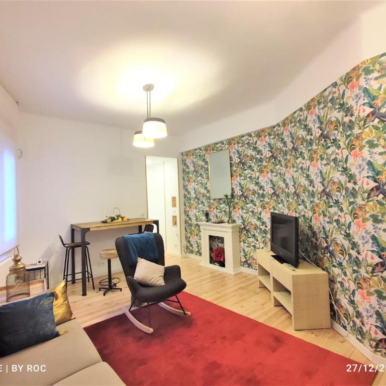 Apto IBAIONDO-Con encanto, céntrico y comunicado - Two-Bedroom Apartment - 1
