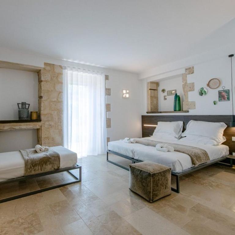 IBLA ROOMS - Camera Tripla Superior - 9