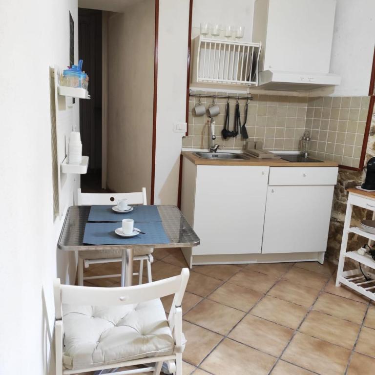 Casa ARETUSKA - One-Bedroom House - 3
