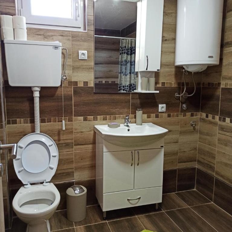 Vila Ljuti krš - Apartman sa 2 Spavaće Sobe - 11