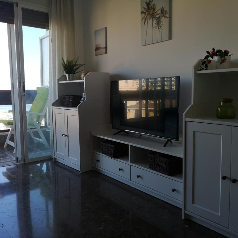 APARTAMENTO 1ª LINEA PLAYA GARAJE PISCINAS TERRAZA - Apartamento de 1 dormitorio - 7
