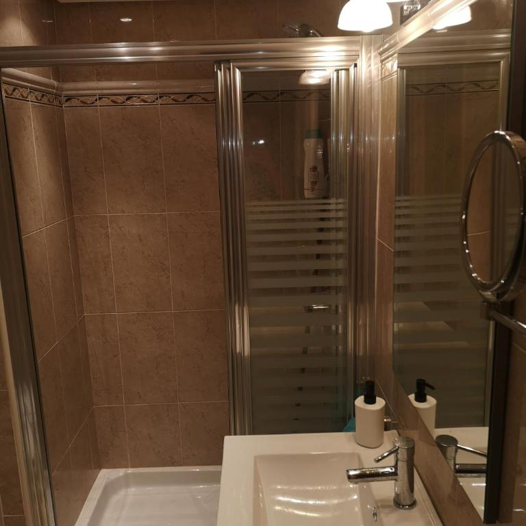 APARTAMENTO 1ª LINEA PLAYA GARAJE PISCINAS TERRAZA - Apartamento de 1 dormitorio - 30