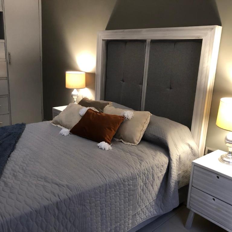 Loft Meraki with parking 7min to downtown - Two-Bedroom Apartment - 18