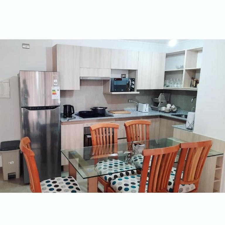 Gran Departamento a pasos de la Playa! - Three-Bedroom Apartment - 14