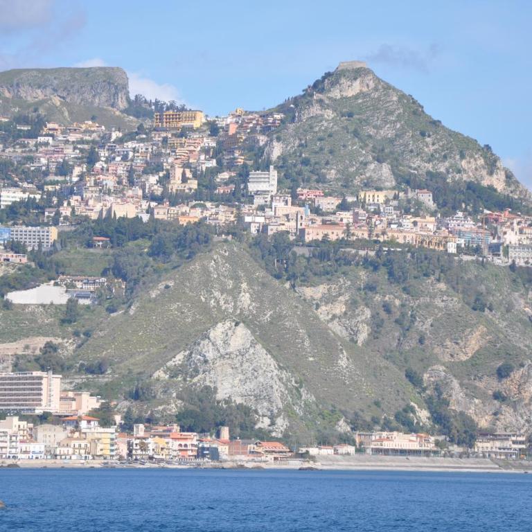 Taormina Mare Appartamento 300 Metri dal Mare - Casa con 2 Camere da Letto - 12