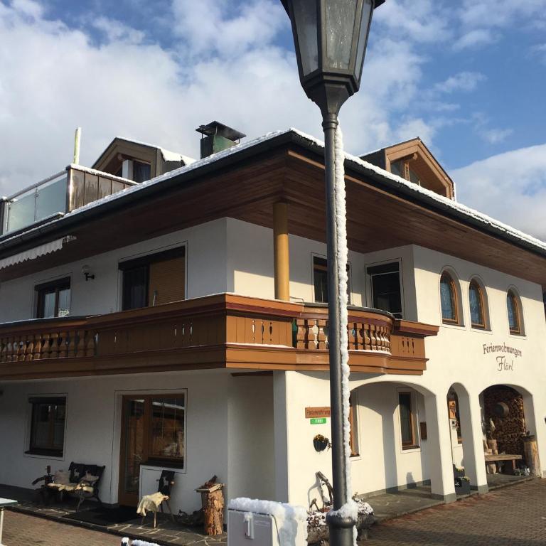 Ferienwohnungen Flörl - Apartamento de 2 dormitorios con balcón - Ático - 28