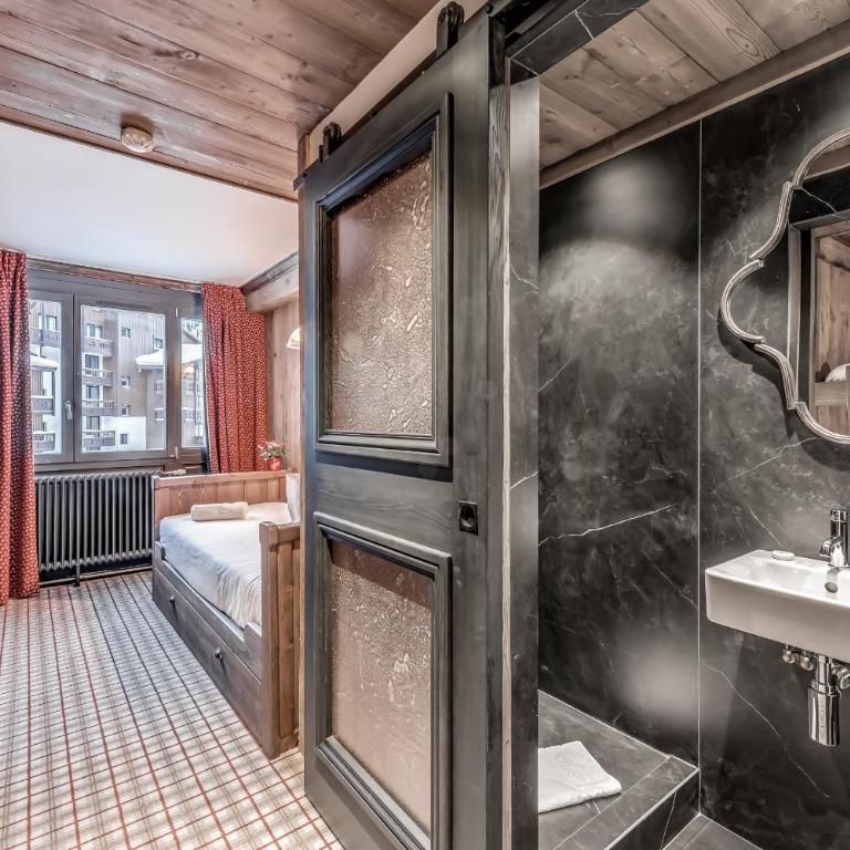 Hotel & Spa Le Val d'Isère - Chambre Quintuple - 6