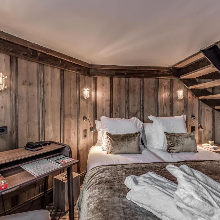 Hotel & Spa Le Val d'Isère - Chambre Quadruple en Duplex - 3