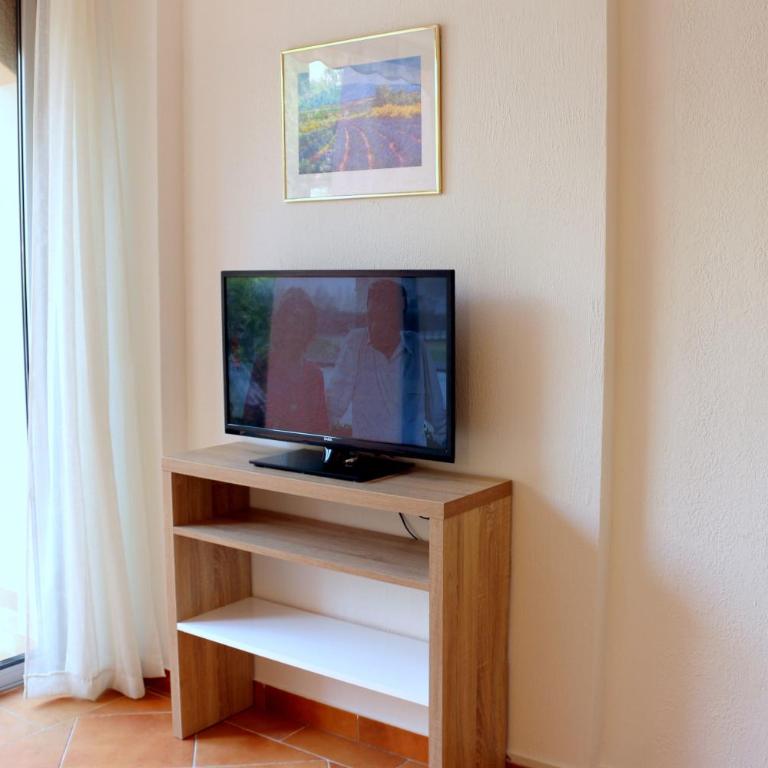 T2 Terrasse, Bormes Les Mimosas La Faviere, 5 Pers, 5 mn à pieds des plages et commerces - Appartement 1 Chambre - 16