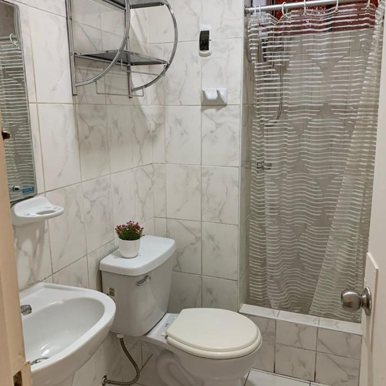 Lindo departamento en Magdalena del Mar - Two-Bedroom Apartment - 12