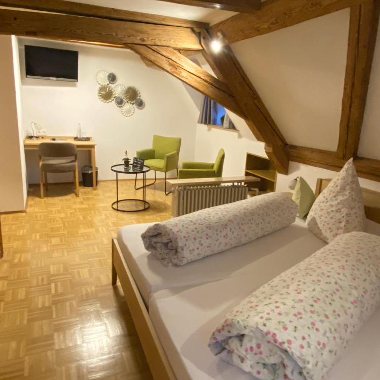 Gasthof - Pension - Adler - Großes Doppelzimmer - 2