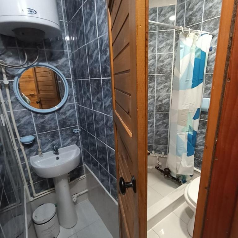 Apartments & Rooms Vitko - Twin Room with Shared Bathroom - 10