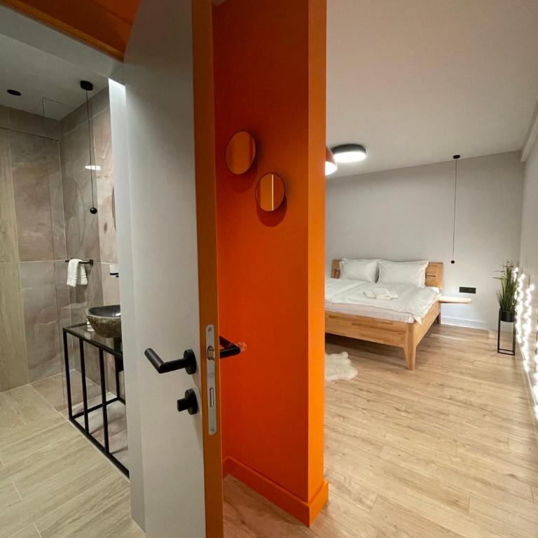ConnectIN Apartments - Deluxe King Studio - 2