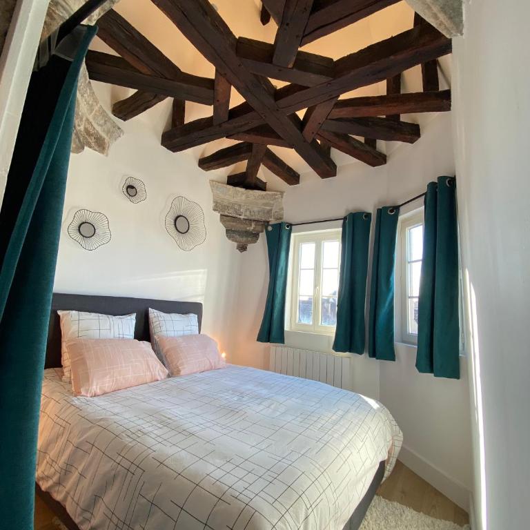Le Donjon Centre Historique - Appartement en Duplex - 16