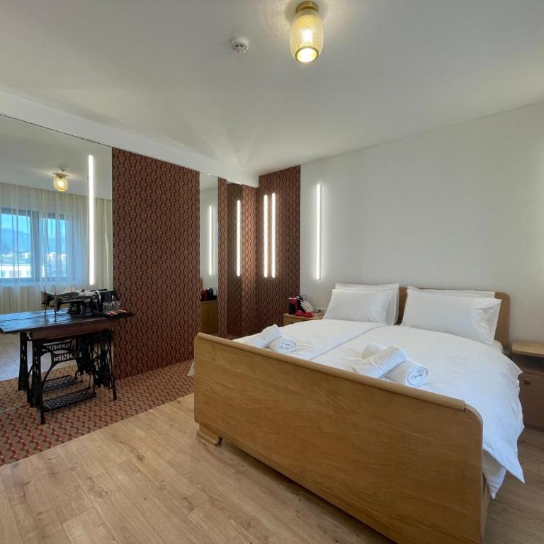 ConnectIN Apartments - Deluxe Queen Studio - 9