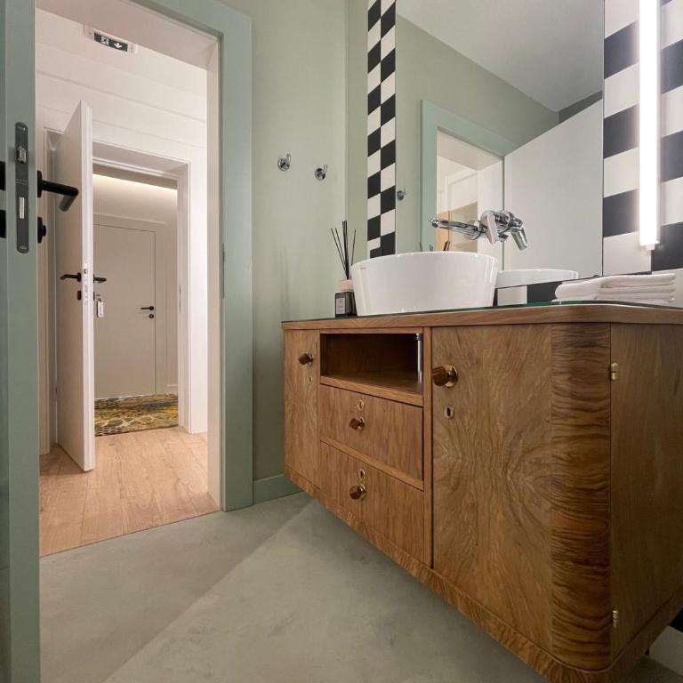 ConnectIN Apartments - Deluxe Queen Studio - 5