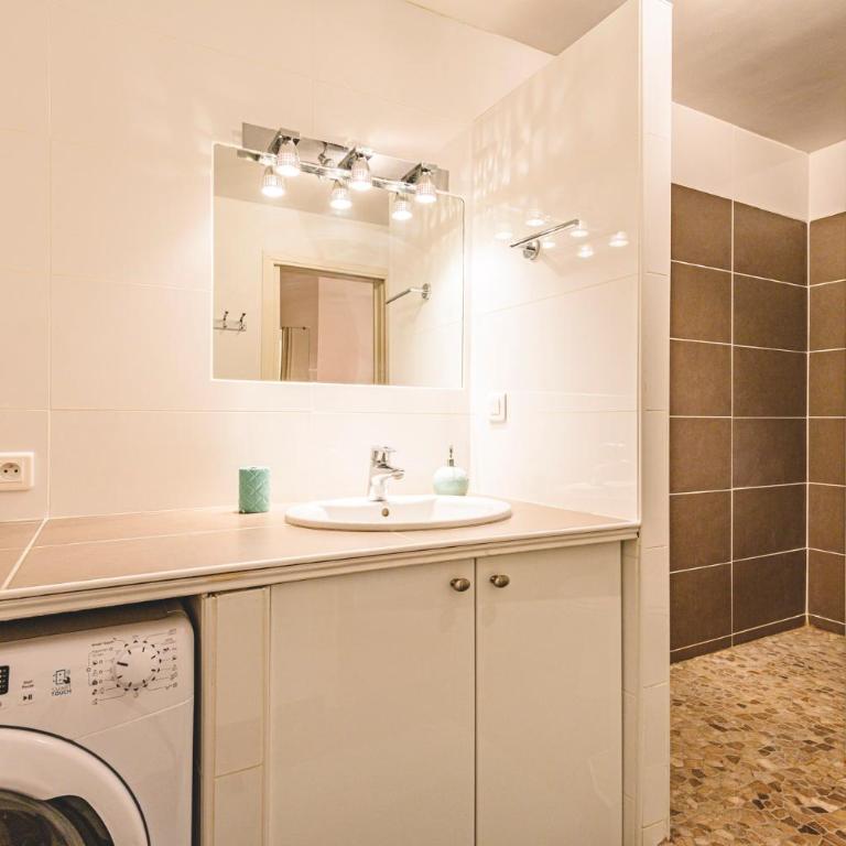 Spacieux proche Gare et Cathédrale - Appartement 1 Chambre - 16