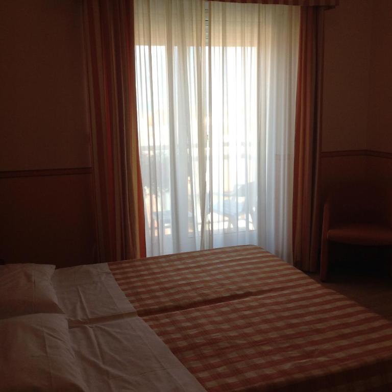Hotel Romeo - Camera Matrimoniale/Doppia con Letti Singoli - 4