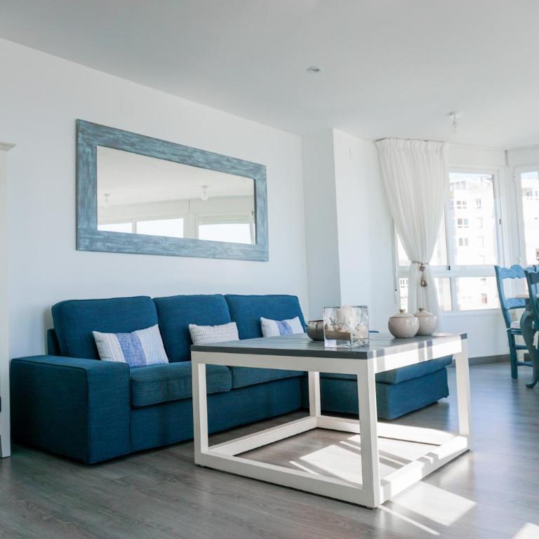 WintowinRentals Amazing Apartment with Sea view - Two-Bedroom Apartment - 14