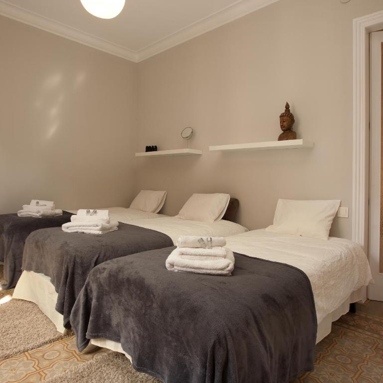 Enjoy Apartments Sofia - Three-Bedroom Apartment with Balcony - 8