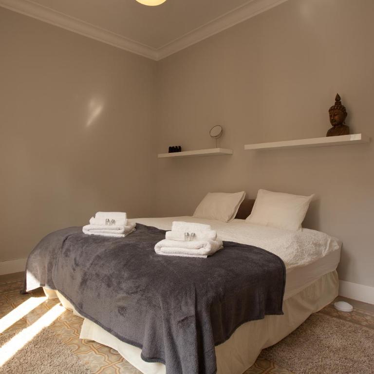Enjoy Apartments Sofia - Three-Bedroom Apartment with Balcony - 4