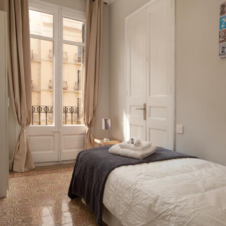 Enjoy Apartments Sofia - Three-Bedroom Apartment with Balcony - 27
