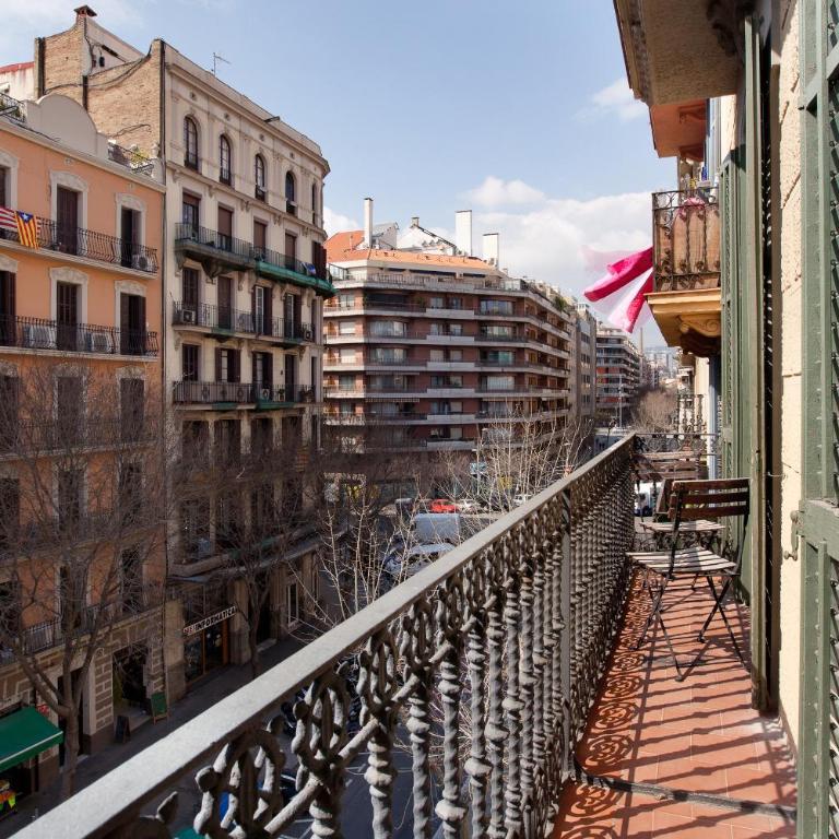 Enjoy Apartments Sofia - Three-Bedroom Apartment with Balcony - 28