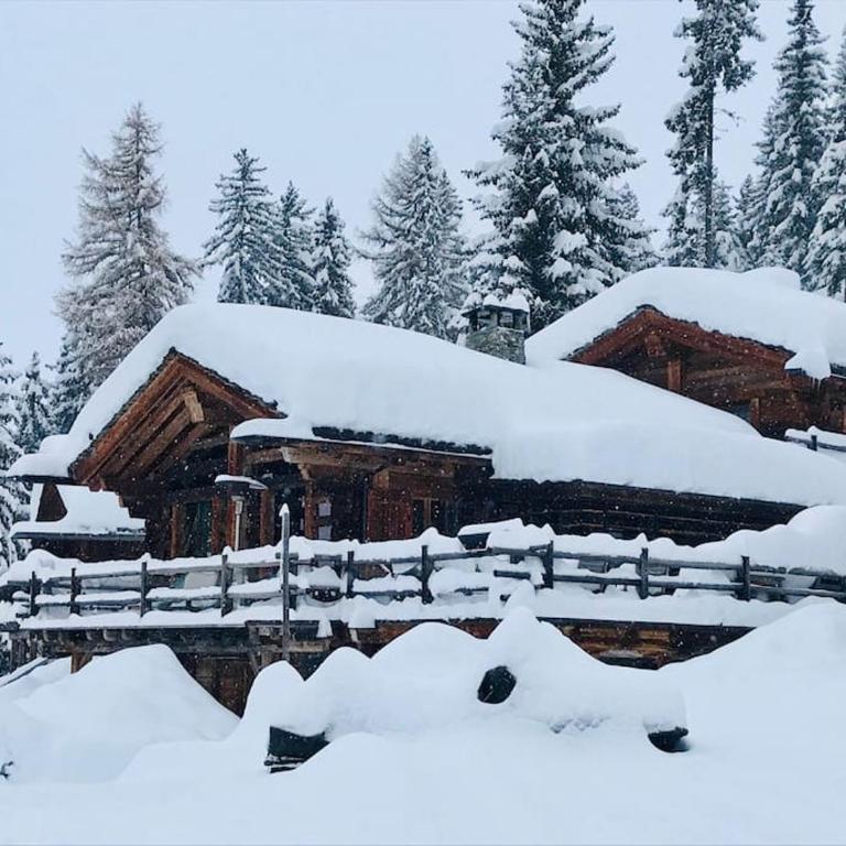 Artsy Luxurious Ski-In-Out-Chalet - Chalet - 17