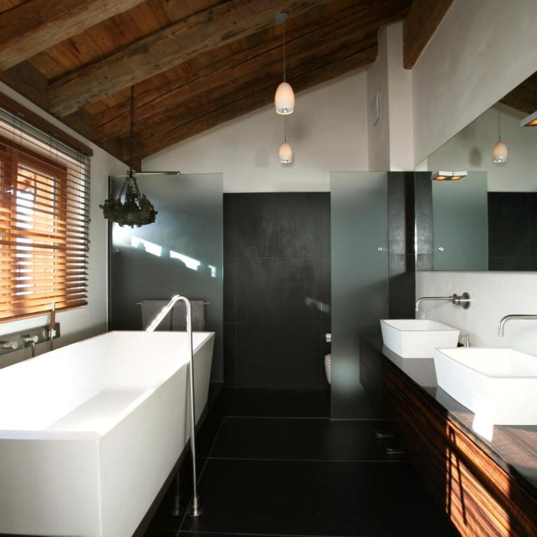 Artsy Luxurious Ski-In-Out-Chalet - Chalet - 18