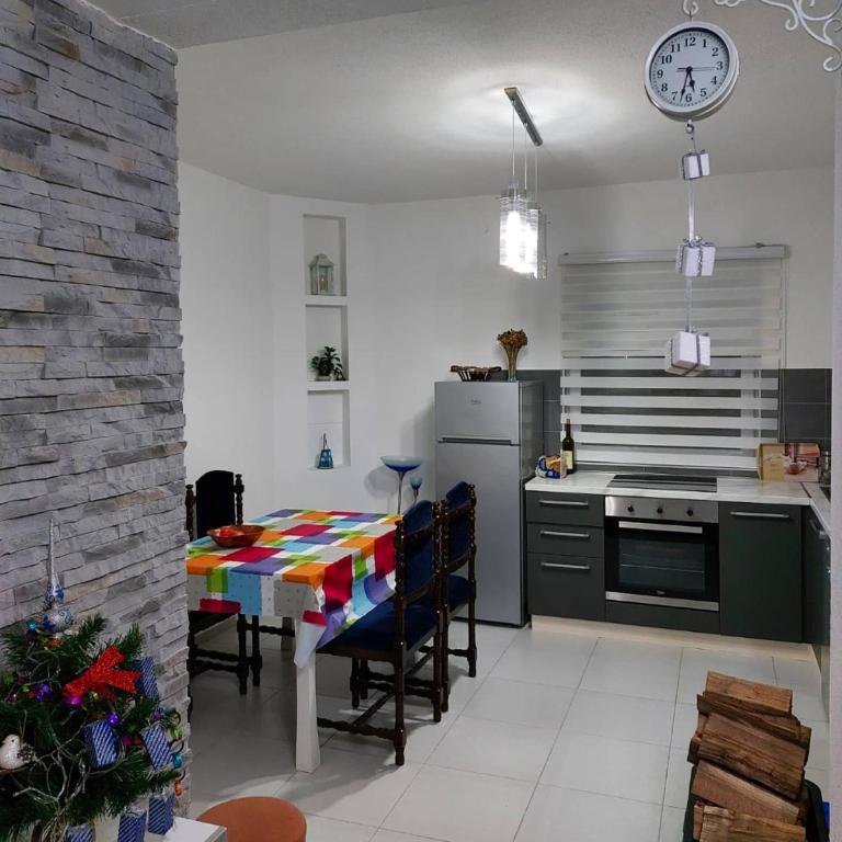 Guest house Vlahovic - Gradska Kuća sa 2 Spavaće Sobe - 6