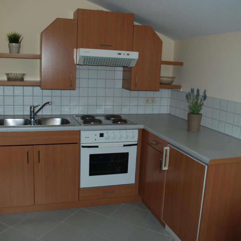 Landhaus Brieger - Apartment mit 1 Schlafzimmer und Balkon - 5