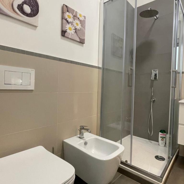 GUEST HOUSE KINGA CAVOUR - Appartamento con 2 Camere da Letto - 18