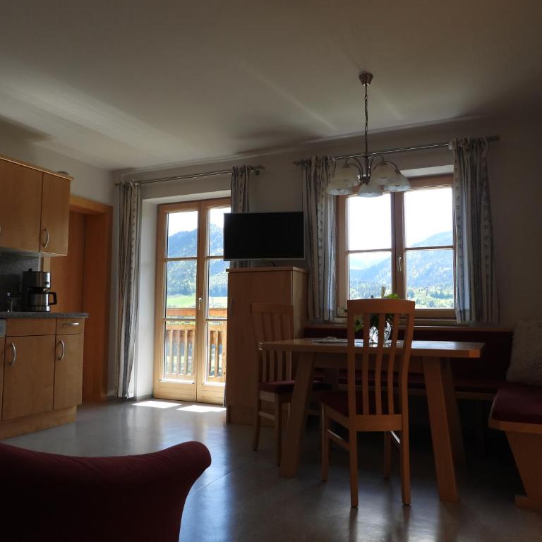Bio-Bauernhof Einberghof - Apartment mit schöner Aussicht - 11