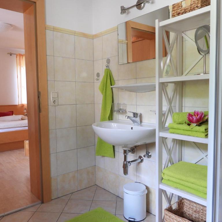 Bio-Bauernhof Einberghof - Apartment mit Blick auf die Berge - 23