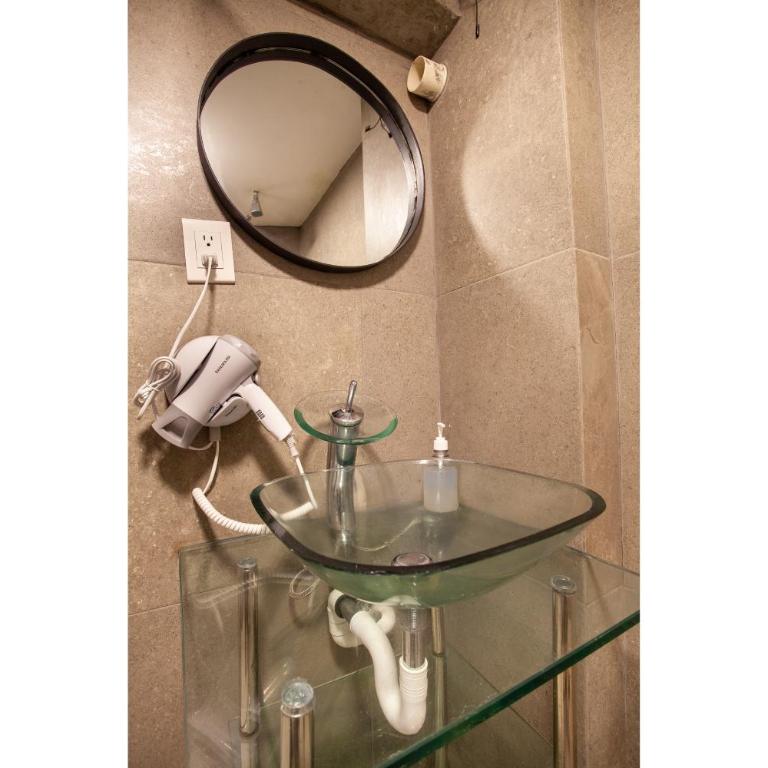 Nomadier Experience Mexico City Condesa - Double Room with Private External Bathroom - 14