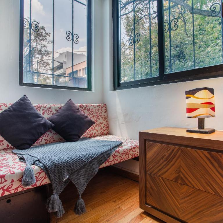 Nomadier Experience Mexico City Condesa - Double Room with Private External Bathroom - 23