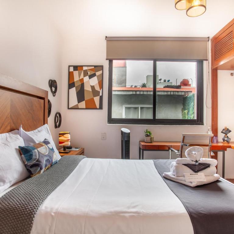 Nomadier Experience Mexico City Condesa - Double Room with Garden View - 19