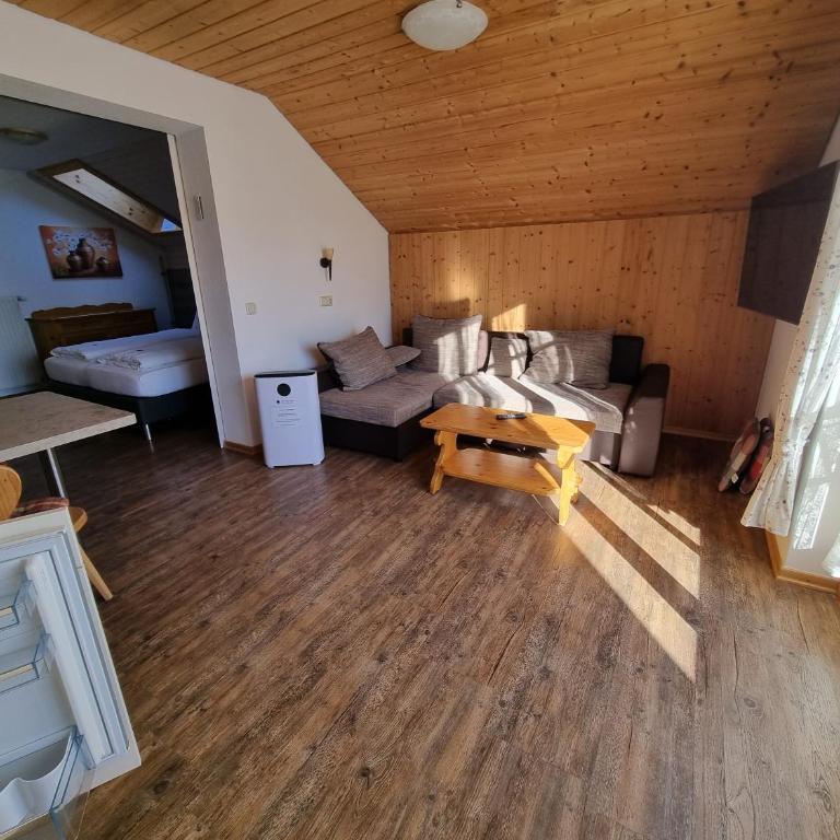 Ferienwohnungen am Buchbrunnen - Apartment 3 - 9