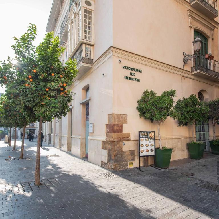 Spacious apartment with a view - historic center by REMS - Apartamento de 2 dormitorios - 33
