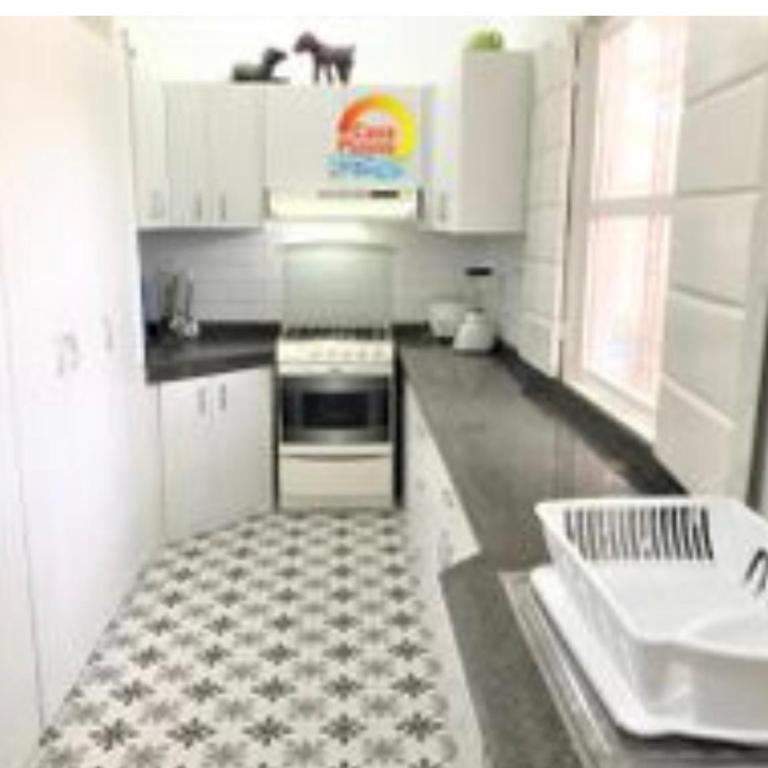 Casa Playas # 1 - Five-Bedroom House - 19