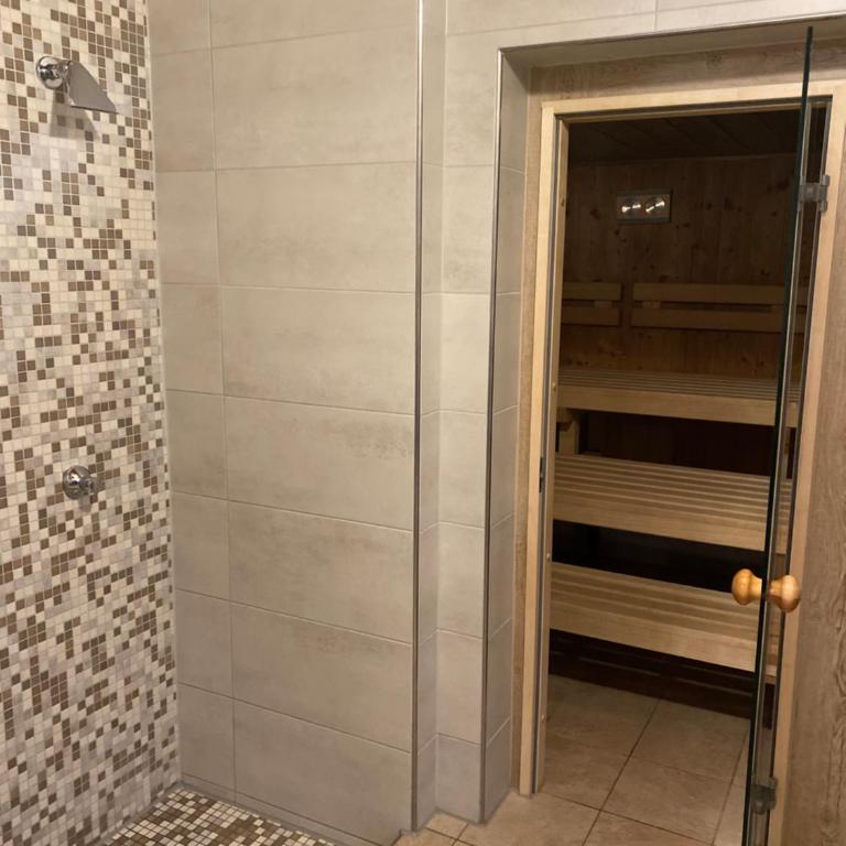 Ferienwohnung Pitzer - Three-Bedroom Apartment - 26