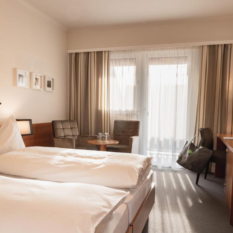 Vulkanlandhotel Legenstein - Chambre Double Supérieure avec Balcon - 10